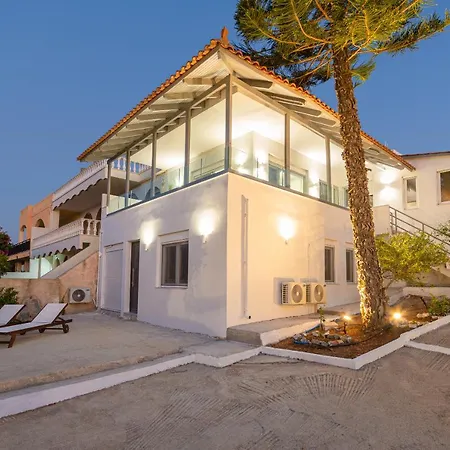 Villa Queen's Gem Luxury - Heated Jacuzzi & Pool