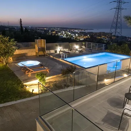 Villa Queen's Gem Luxury - Heated Jacuzzi & Pool