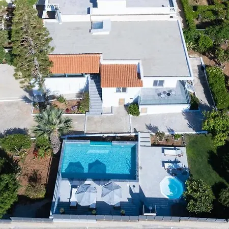 Villa Queen's Gem Luxury - Heated Jacuzzi & Pool Hersonissos (Crete)