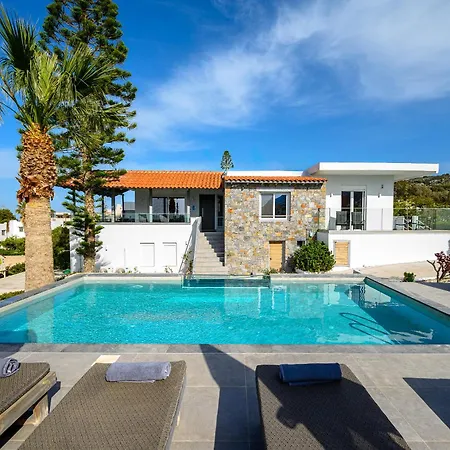 Villa Queen's Gem Luxury - Heated Jacuzzi & Pool